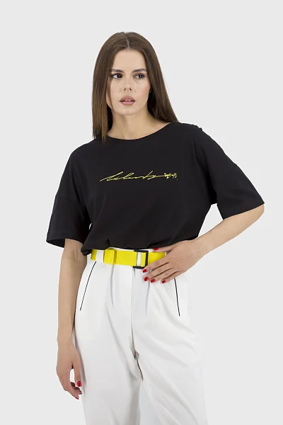 Women's black oversized T-shirt with sporty style and Nika drawings (black, 42)