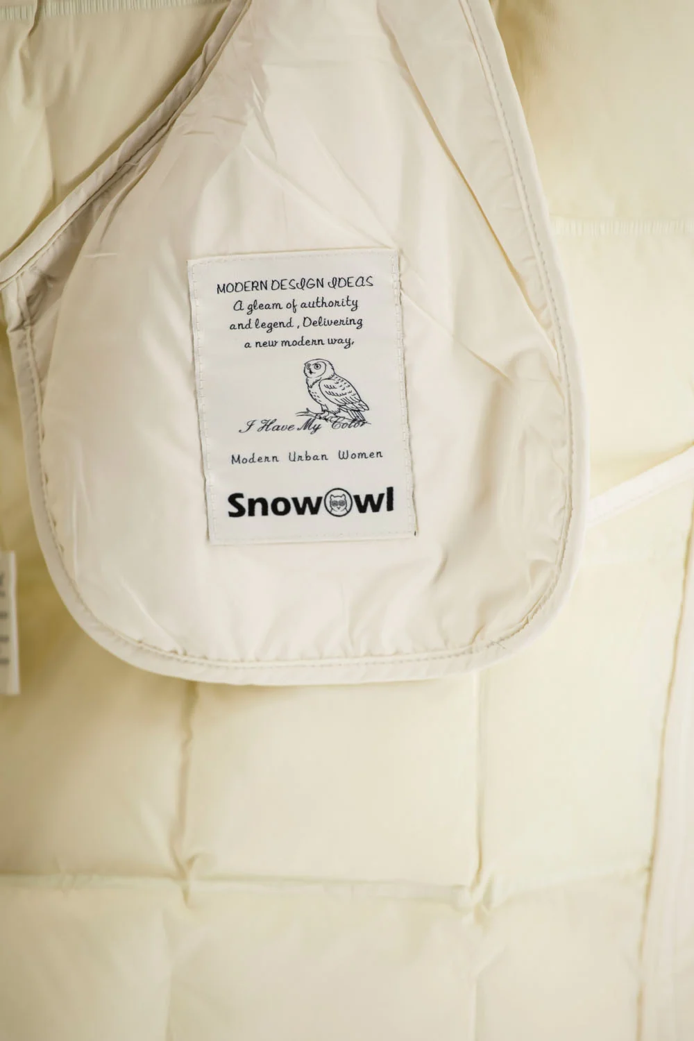 Geacă cu puf bio, unicolor, matlasată, cu glugă pentru toamnă-iarnă Snow Owl (crem, 2XL)