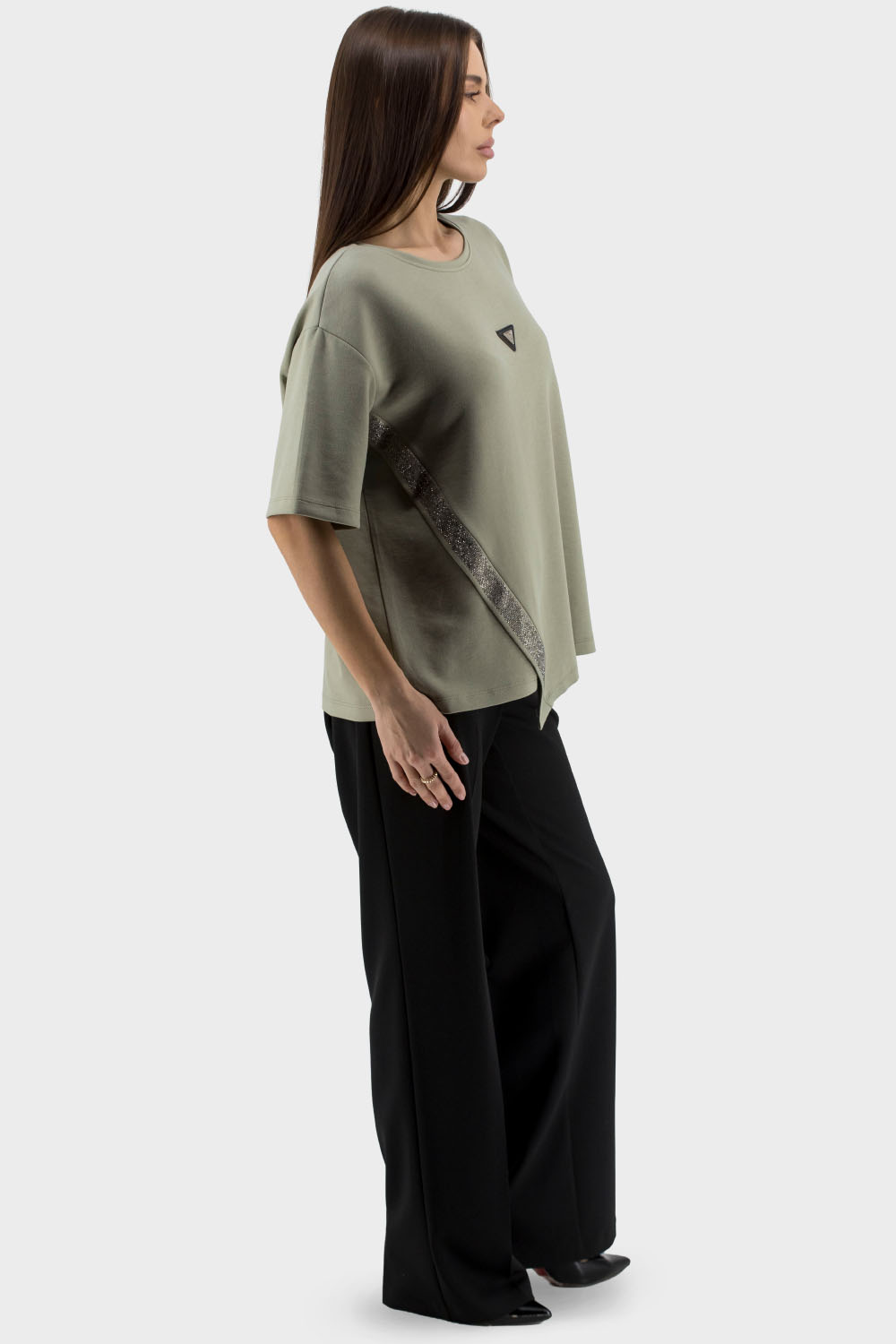Tricou casual pentru femei, de culoare unică, cu aplicații și cristale Ziques (măslin, 3)