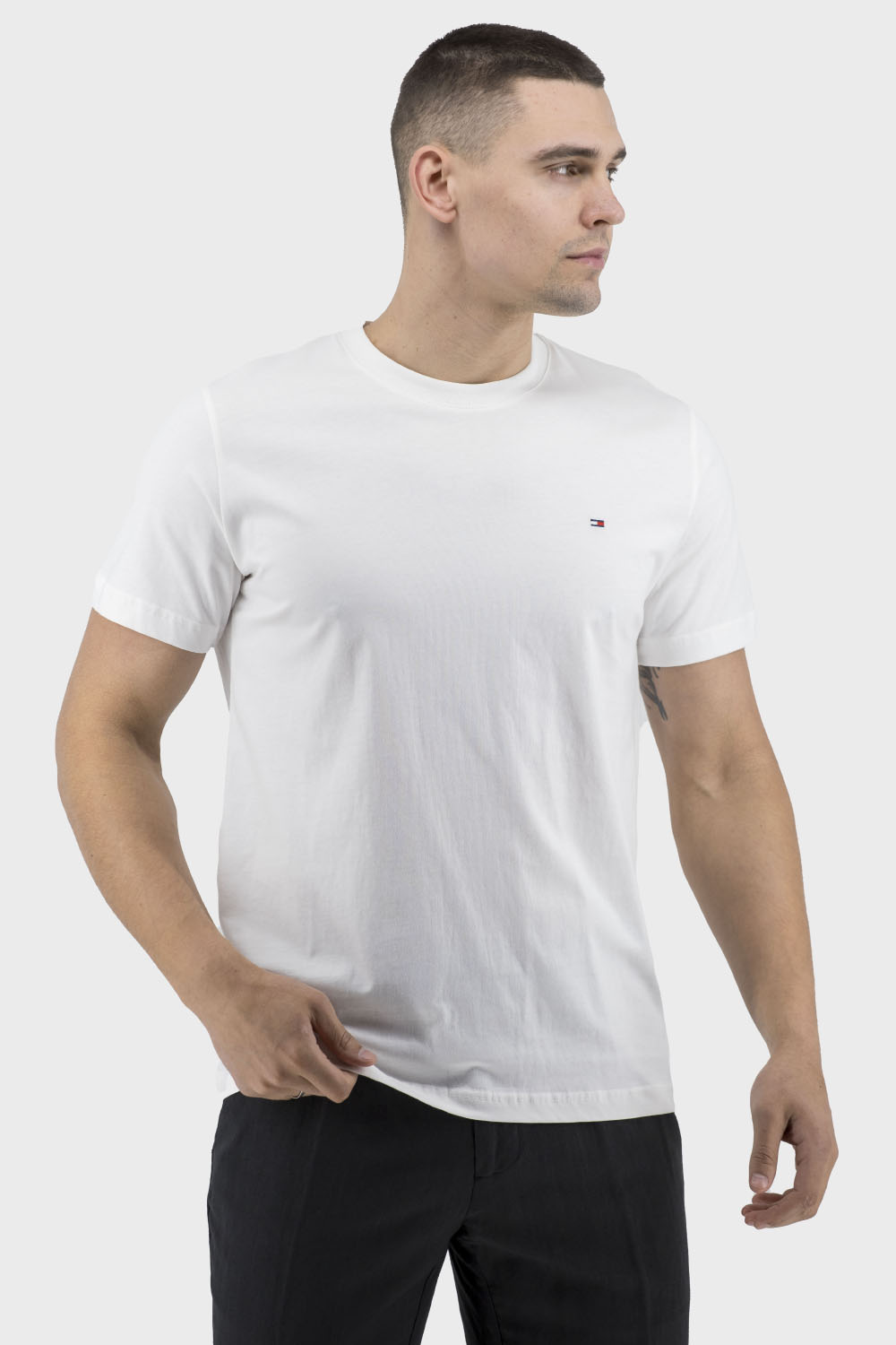 Tricou bărbătesc de vară casual, monocrom, cu aplicație, mânecă scurtă Tommy Hilfiger (alb, 3XL)
