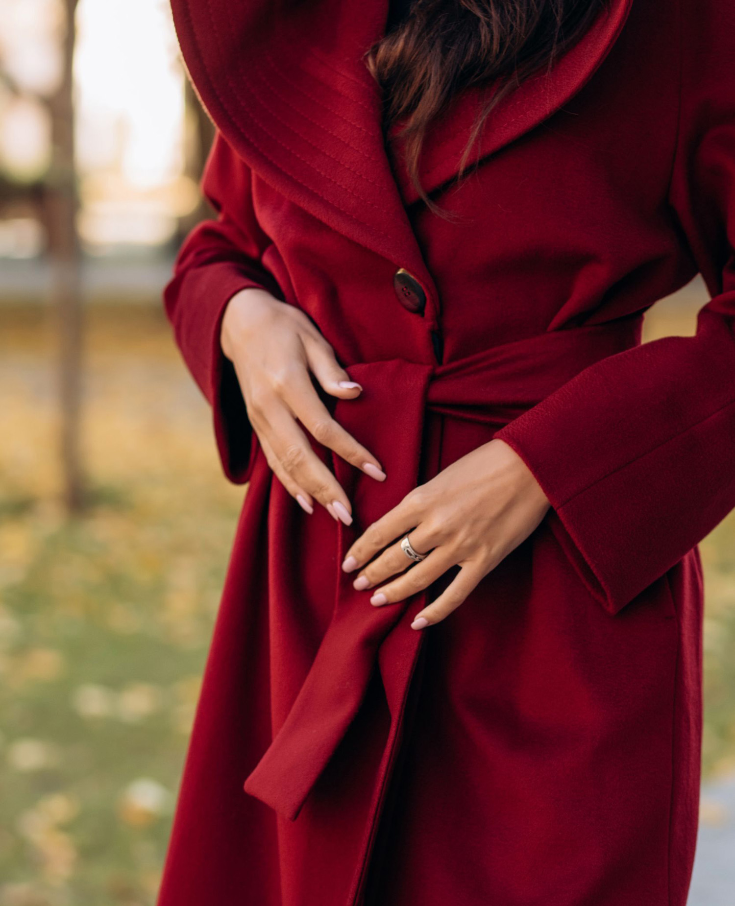 Women's wool coat with hood and belt 28322 — buy online | Bella Bicchi